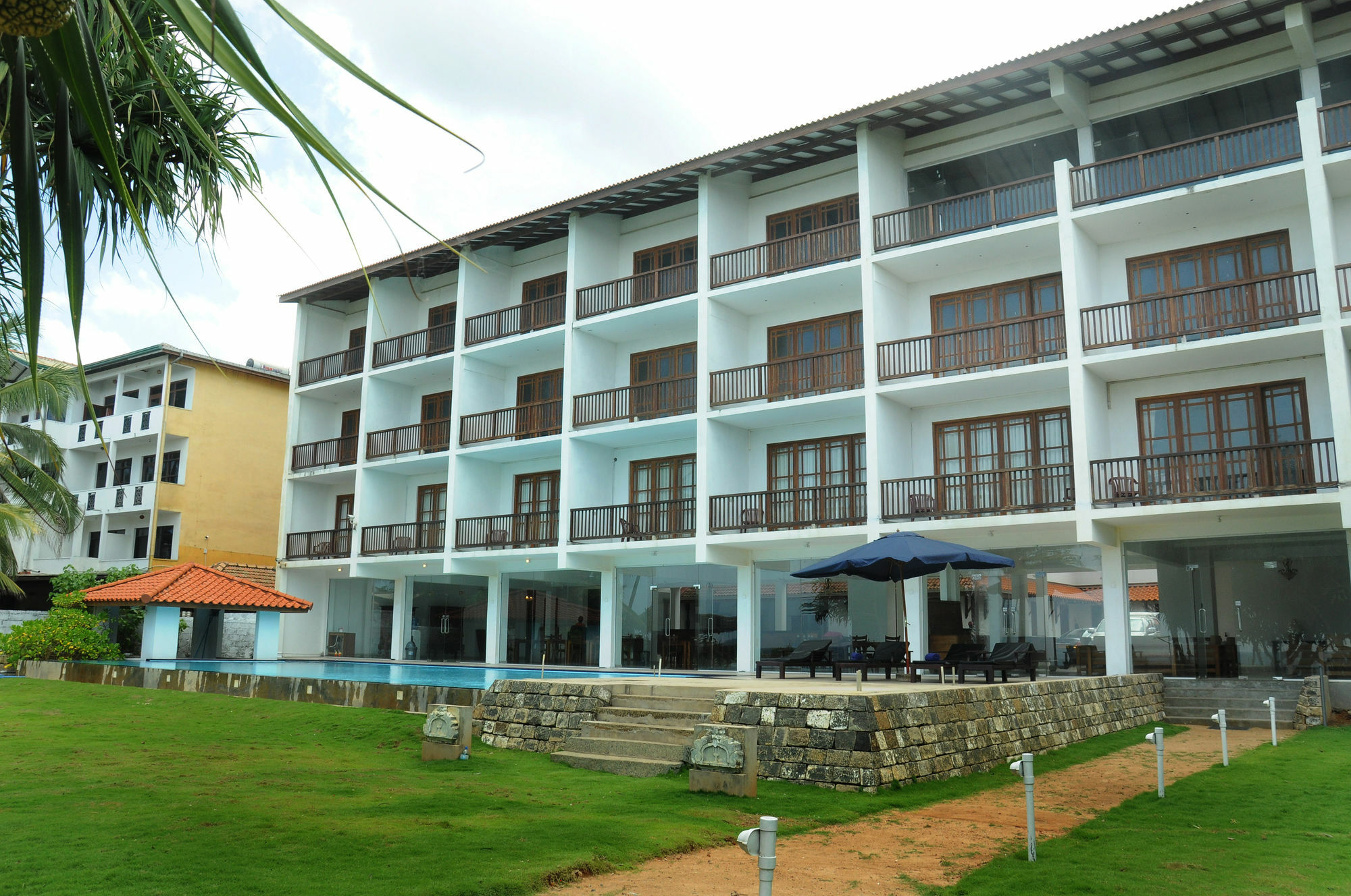 Serendib Beach Hotel Bentota Exterior foto